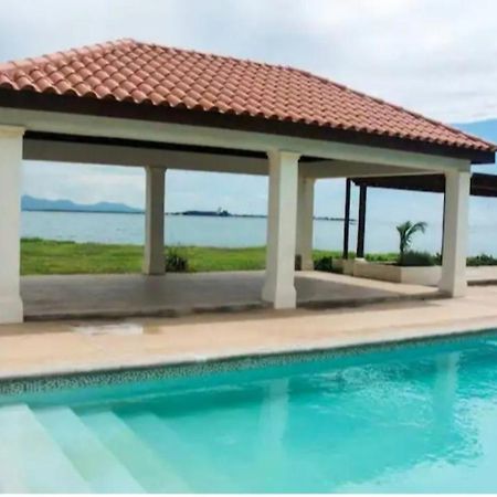 Impeccable 2-Br Apartment-Ornella Villa At Bayfront Villa ポートモア エクステリア 写真