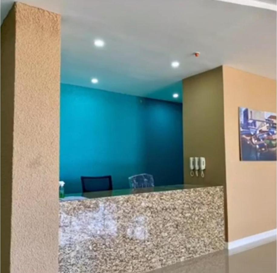 Impeccable 2-Br Apartment-Ornella Villa At Bayfront Villa ポートモア エクステリア 写真