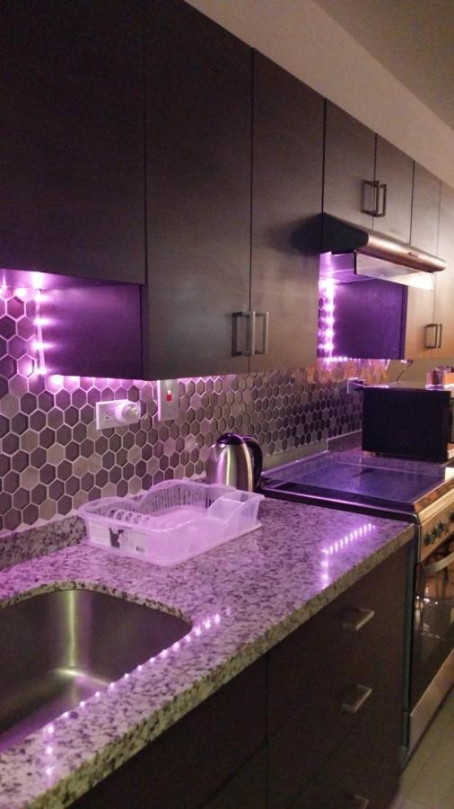 Impeccable 2-Br Apartment-Ornella Villa At Bayfront Villa ポートモア エクステリア 写真