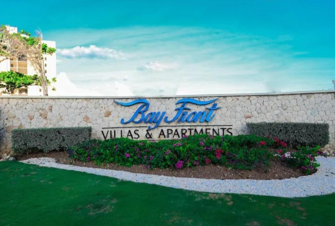 Impeccable 2-Br Apartment-Ornella Villa At Bayfront Villa ポートモア エクステリア 写真