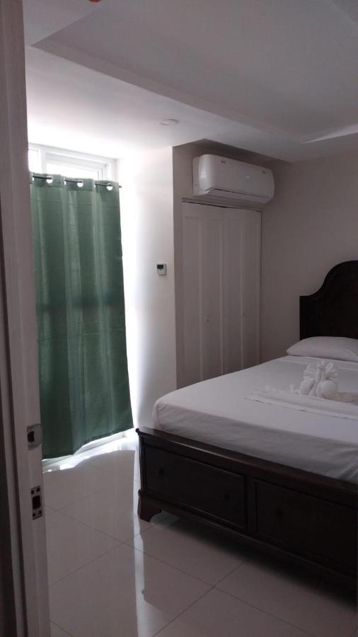Impeccable 2-Br Apartment-Ornella Villa At Bayfront Villa ポートモア エクステリア 写真